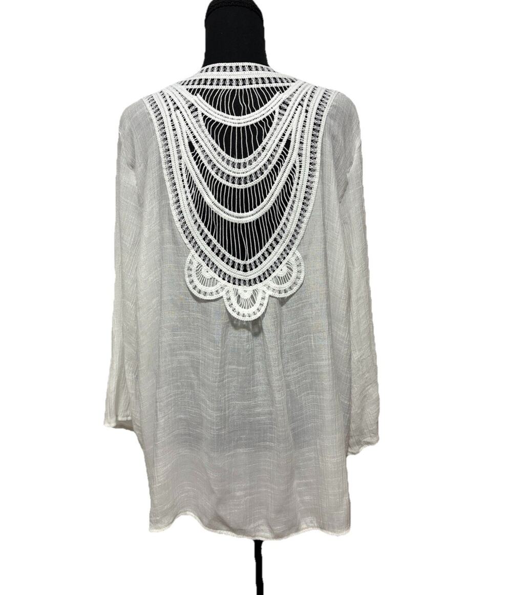 Do Everything In Love White Crochet Back Kimono Beach Cover Up One Size